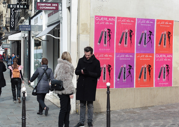 La Petite Robe Noir fait un retour... tenez vous prêt... tout en couleur!